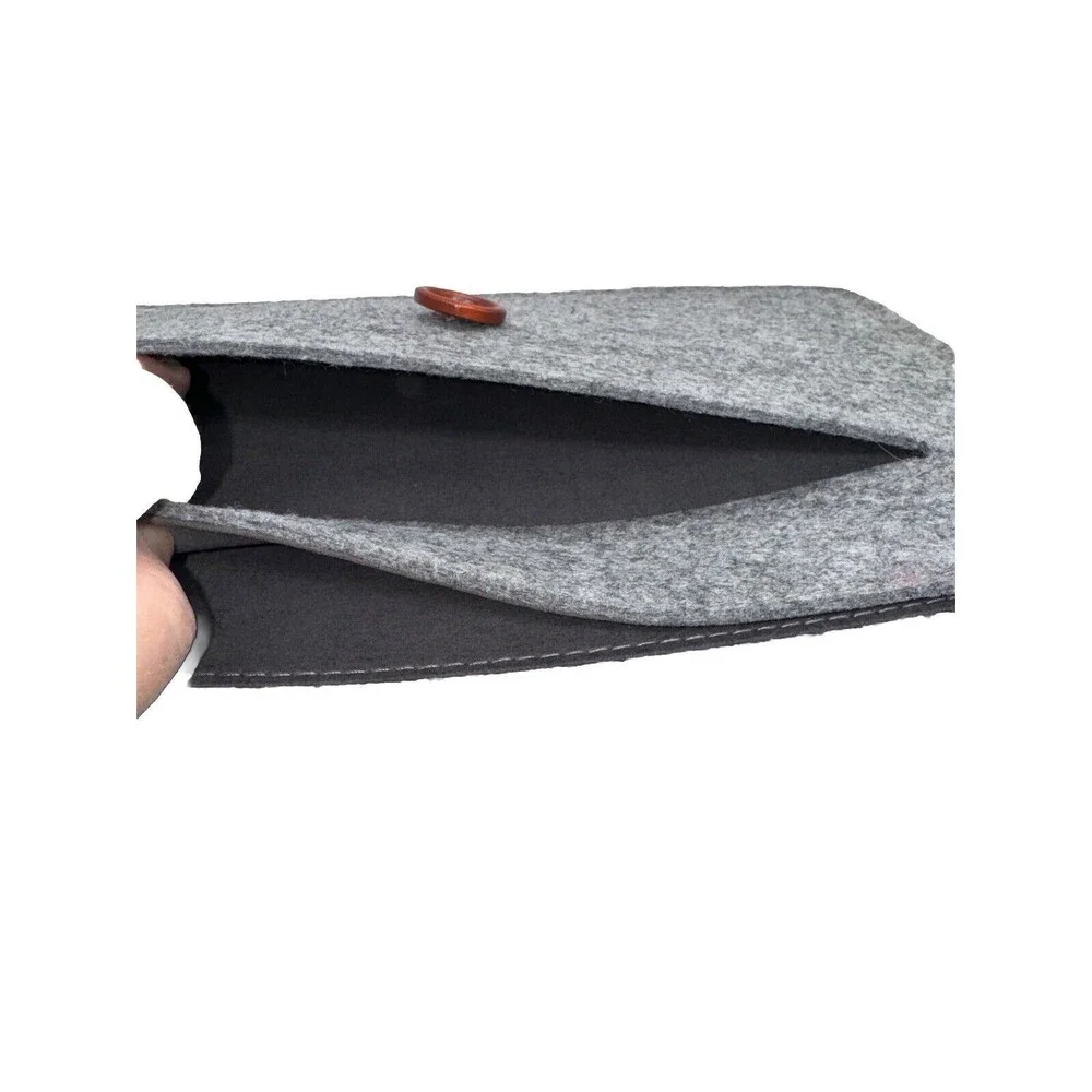 Felt Ipad/tablet Sleeve NWOT Universal 10.50 x 8.25 inches Gray Lined